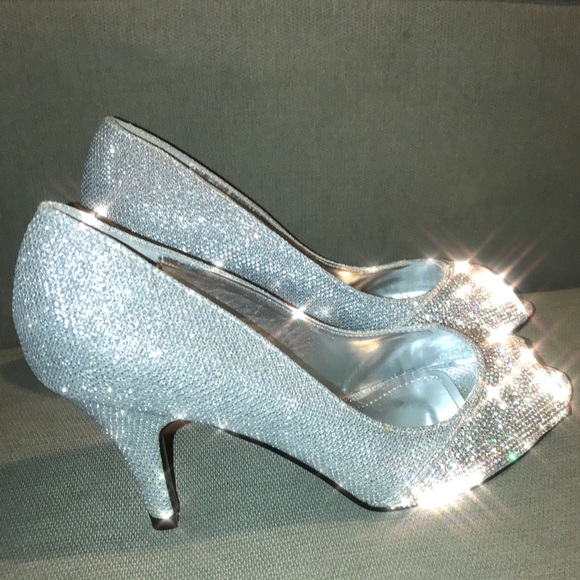 Princess Rhinestone open toe Heels - Picture 2 of 6